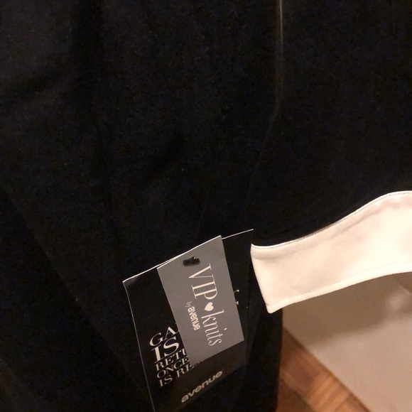 Avenue - Picture 4 of 4